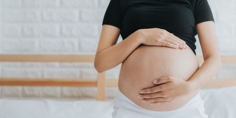 აჩქარებს თუ არა ორსულობა დაბერების პროცესს? — კვლევა 